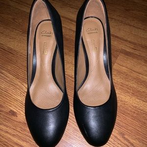 Clark’s size 8.5 Black Heel